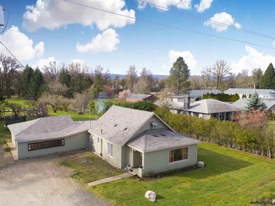 920 W Main St, Sheridan, OR 97378 - photo 4
