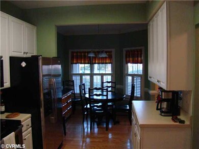 Kitchen - Eat in Kitchen with plantation shutters.