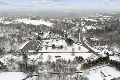 4 Broad Cove