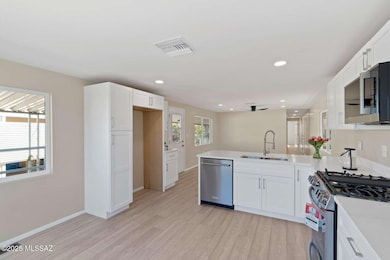 5000 E Grant Rd unit 203, Tucson, AZ 85712 - photo 5