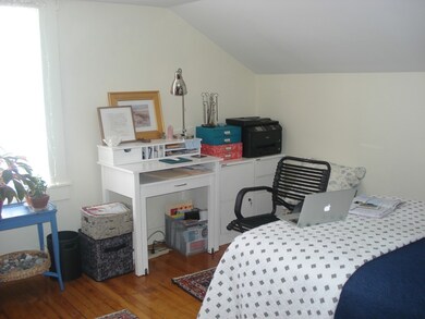 8 Farrington St unit 3, Arlington, MA 02474 - photo 7