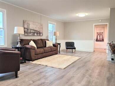 2109 E Unaka Ave, Johnson City, TN 37601 - photo 2