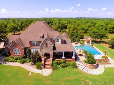 House and pool have complete privacy.  Aerial view