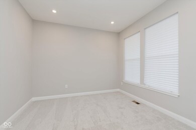 15099 Covebrook Ln, Fishers, IN 46040 - photo 3