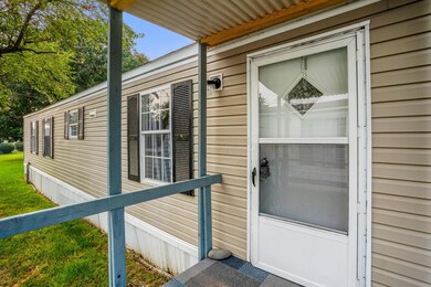 56 Evergreen Ave, Circleville, OH 43113 - photo 4