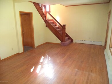 900 Franko St unit BLK, Throop, PA 18512 - photo 5