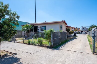 1011 N Wilmington Blvd, Wilmington, CA 90744 - photo 4