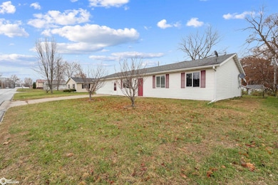214 Shields St, Burlington, IA 52601 - photo 2