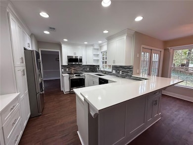 5325 Hillgate Crossing, Alpharetta, GA 30005 - photo 4