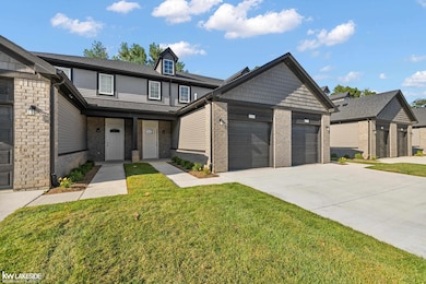 51428 Marlin Dr unit Bldg 10 Unit 1A, Chesterfield Township, MI 48051 - photo 4