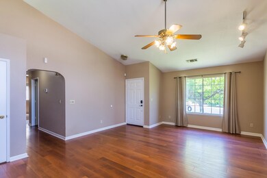 555 Vansicklen Way, Redding, CA 96003 - photo 5