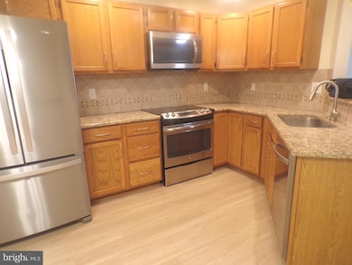 9211 Deer Crossing, Lorton, VA 22079 - photo 6