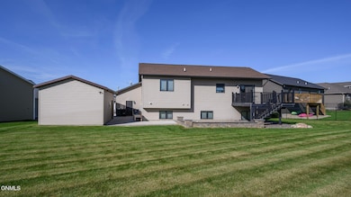1800 Amber Place SW, Mandan, ND 58554 - photo 5