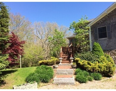 19 Winnatuxett Beach Rd, Mattapoisett, MA 02739 - photo 4