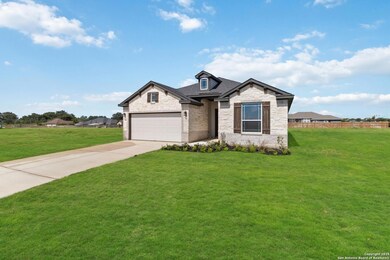 1619 Vista View Dr, Pleasanton, TX 78064 - photo 3