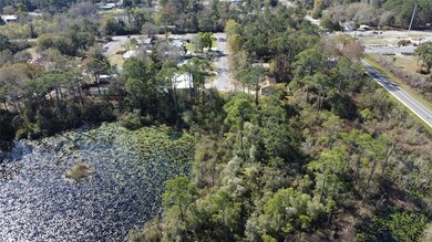 1303 NE 1st St, Carrabelle, FL 32322 - photo 7