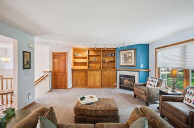 4904 Carlysle Place, Minnetonka, MN 55345 - photo 5