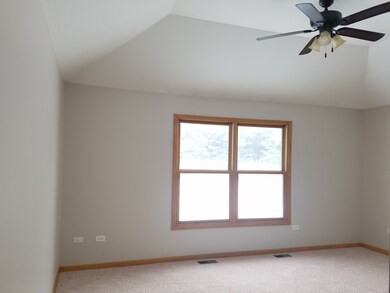 266 Isleview Dr, Oswego, IL 60543 - photo 2