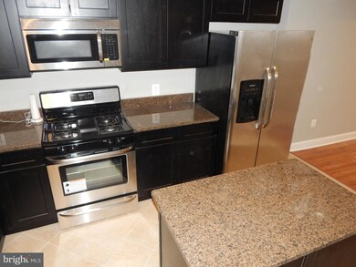 218 N Duncan St, Baltimore, MD 21231 - photo 6