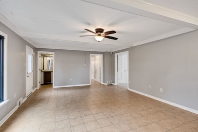 2677 Tangbourne Dr, Memphis, TN 38119 - photo 7