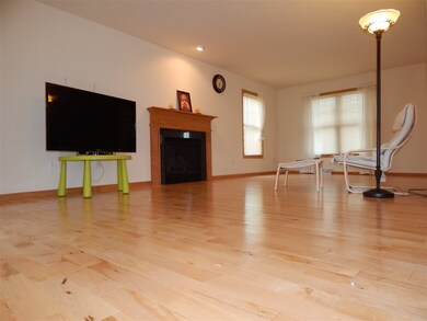 5177 Nannyberry Dr, Fitchburg, WI 53711 - photo 6