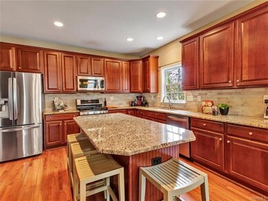 Granite countertops, stainless appliances, custom 