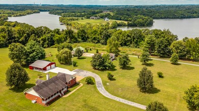 117 E Robertson Rd, Castalian Springs, TN 37031 - photo 7