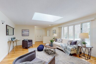 194 Pine Grove Ave, Newton Lower Falls, MA 02462 - photo 4