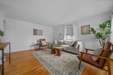 876 Palmer Road