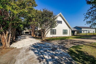 6616 Sundance Cir, Joshua, TX 76058 - photo 4