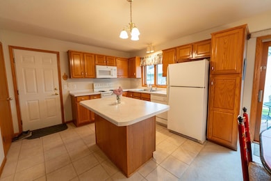 2842 19th Ave NW, Rochester, MN 55901 - photo 6