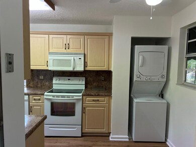 6622 Via Regina, Boca Raton, FL 33433 - photo 4