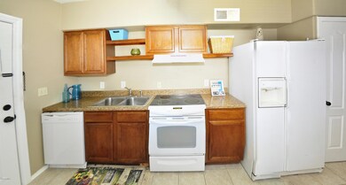 7106 E Bell Cir, Mesa, AZ 85208 - photo 4