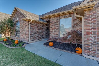 920 Ryan Rd, Moore, OK 73160 - photo 3