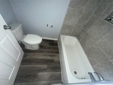 8626 Williamsdell St unit a, Houston, TX 77088 - photo 7