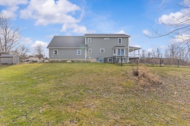 1120 Polly Hubbard Rd, Saint Albans, VT 05478 - photo 5