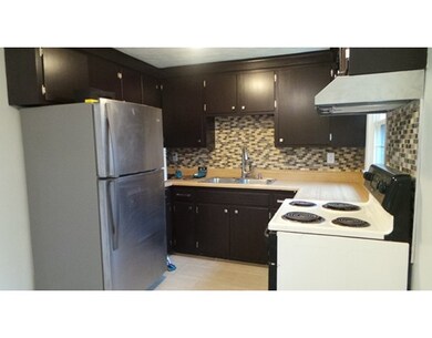 157 Central St unit 4, Foxboro, MA 02035 - photo 3