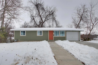 1938 Stuart St, Hannibal, MO 63401 - photo 2