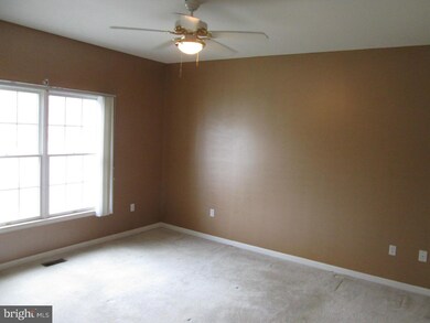 1004 Eastbourne Ct, Frederick, MD 21702 - photo 6