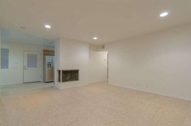 6557 E 4th-7