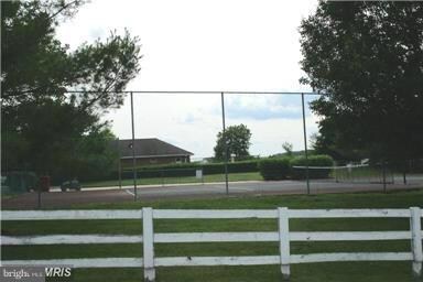 51 Shoal Creek Ct, Martinsburg, WV 25405 - photo 6