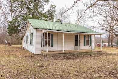 4850 Pleasant Site Rd, Selmer, TN 38375 - photo 3