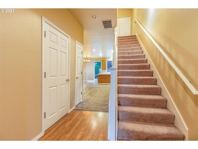 20366 Hoodview Ave, West Linn, OR 97068 - photo 5