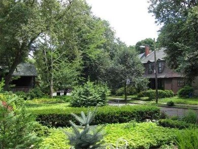 69 Griggs Rd, Brookline, MA 02446 - photo 2