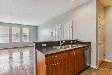 112 E Mound Street 3