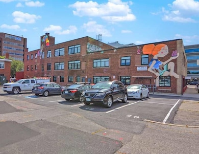 1217 Elm St, Manchester, NH 03101 - photo 5