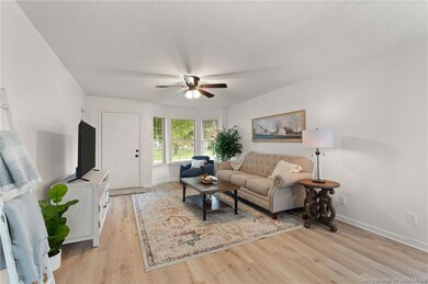 3835 Franklin St, New Albany, IN 47150 - photo 2