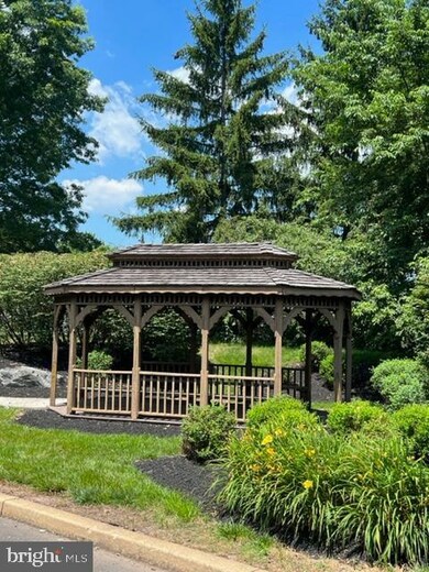 69 Cedar Ct, Royersford, PA 19468 - photo 3