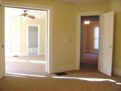 800 S Center St, Shenandoah, IA 51601 - photo 3