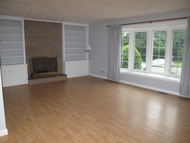 249 Providence Rd, South Grafton, MA 01560 - photo 3